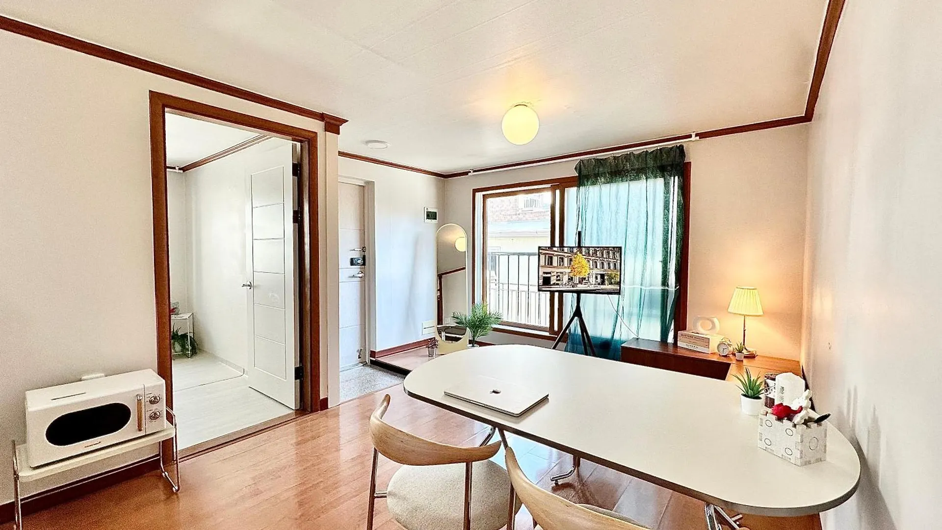 Villa New, 3Min To Hapjeong St, Airport Bus Stop, 8Min To Hongdae & Mangwon Market, Han River Park, 2Br 3Qb Full Of Sunshine, Hotel Bedding, City Nature Seoul South Korea