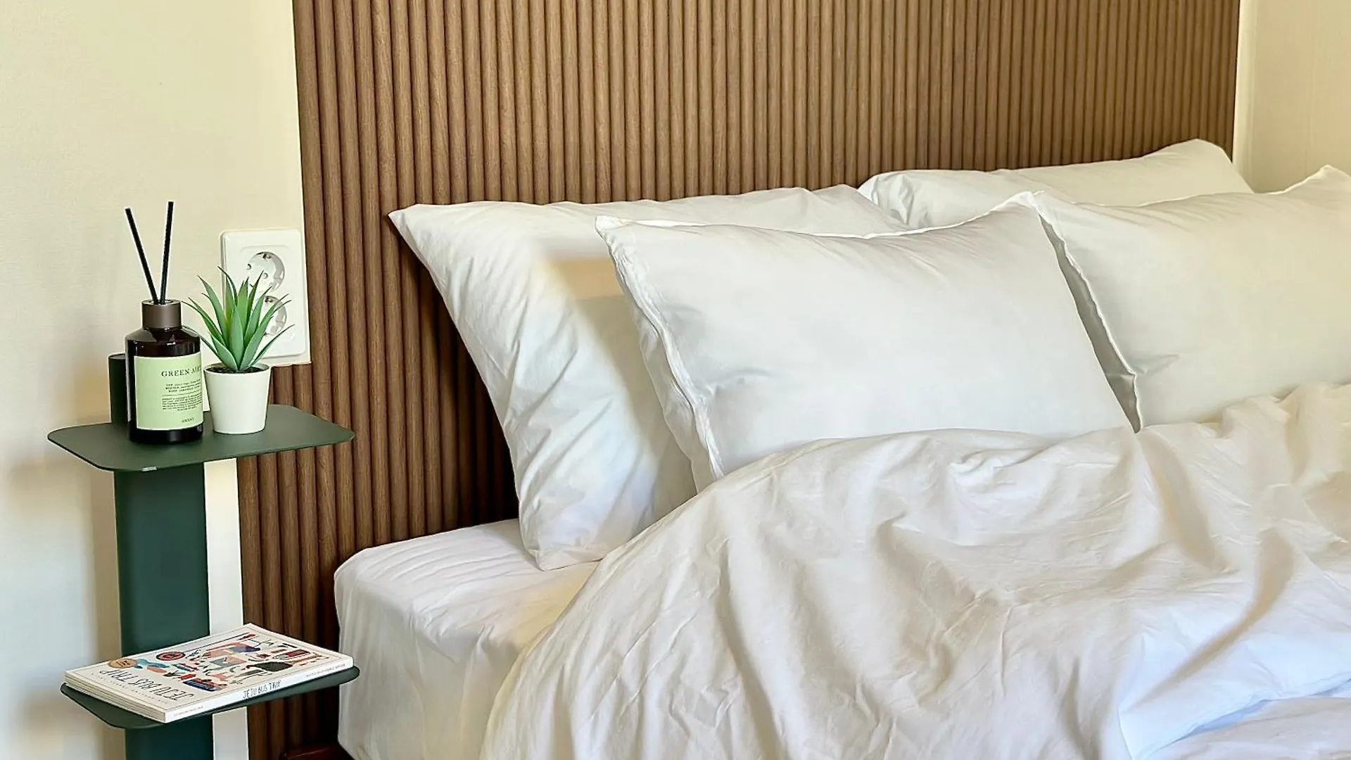 Villa New, 3Min To Hapjeong St, Airport Bus Stop, 8Min To Hongdae & Mangwon Market, Han River Park, 2Br 3Qb Full Of Sunshine, Hotel Bedding, City Nature Seoul South Korea